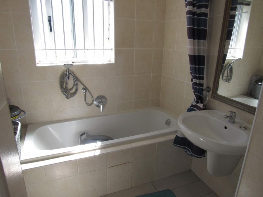 3 Bedroom Property for Sale in Tygerfalls Western Cape